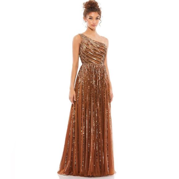 Mac Duggal EMBELLISHED ONE
SHOULDER A-LINE GOWN/ size 4 - Picture 1 of 9